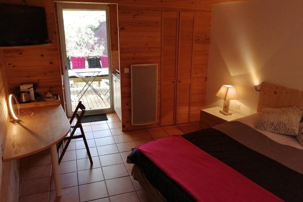 22 M2, Terrasse Vue Montagne, Dans Propriete Face Au Du Salagou Appartement